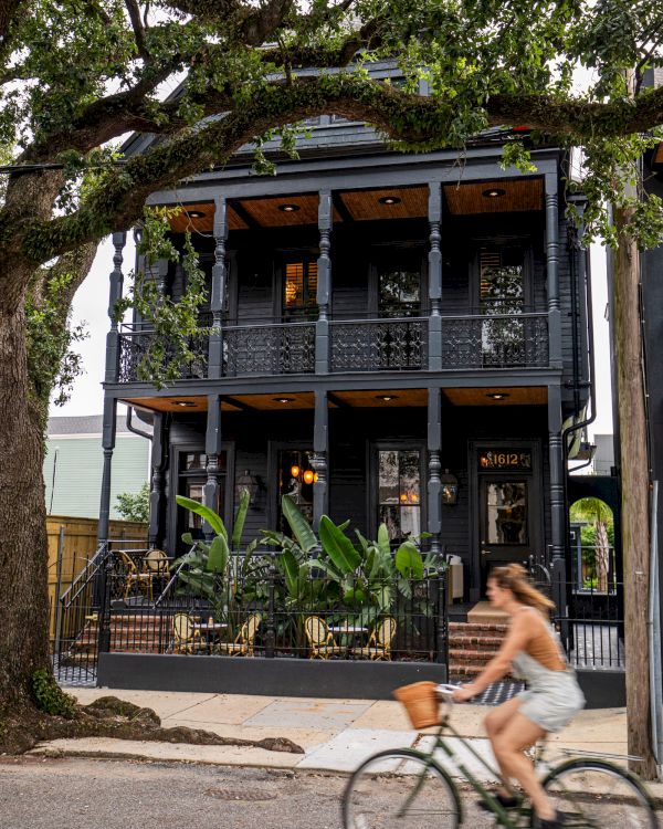 The Blackbird Hotel