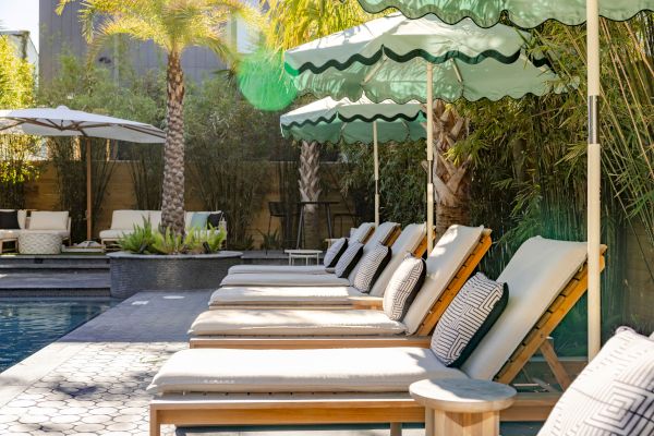 The Blackbird Hotel