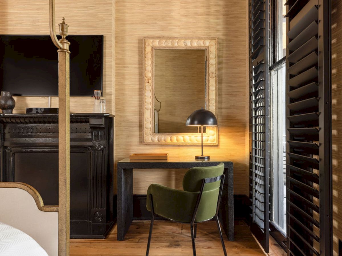 The Blackbird Hotel